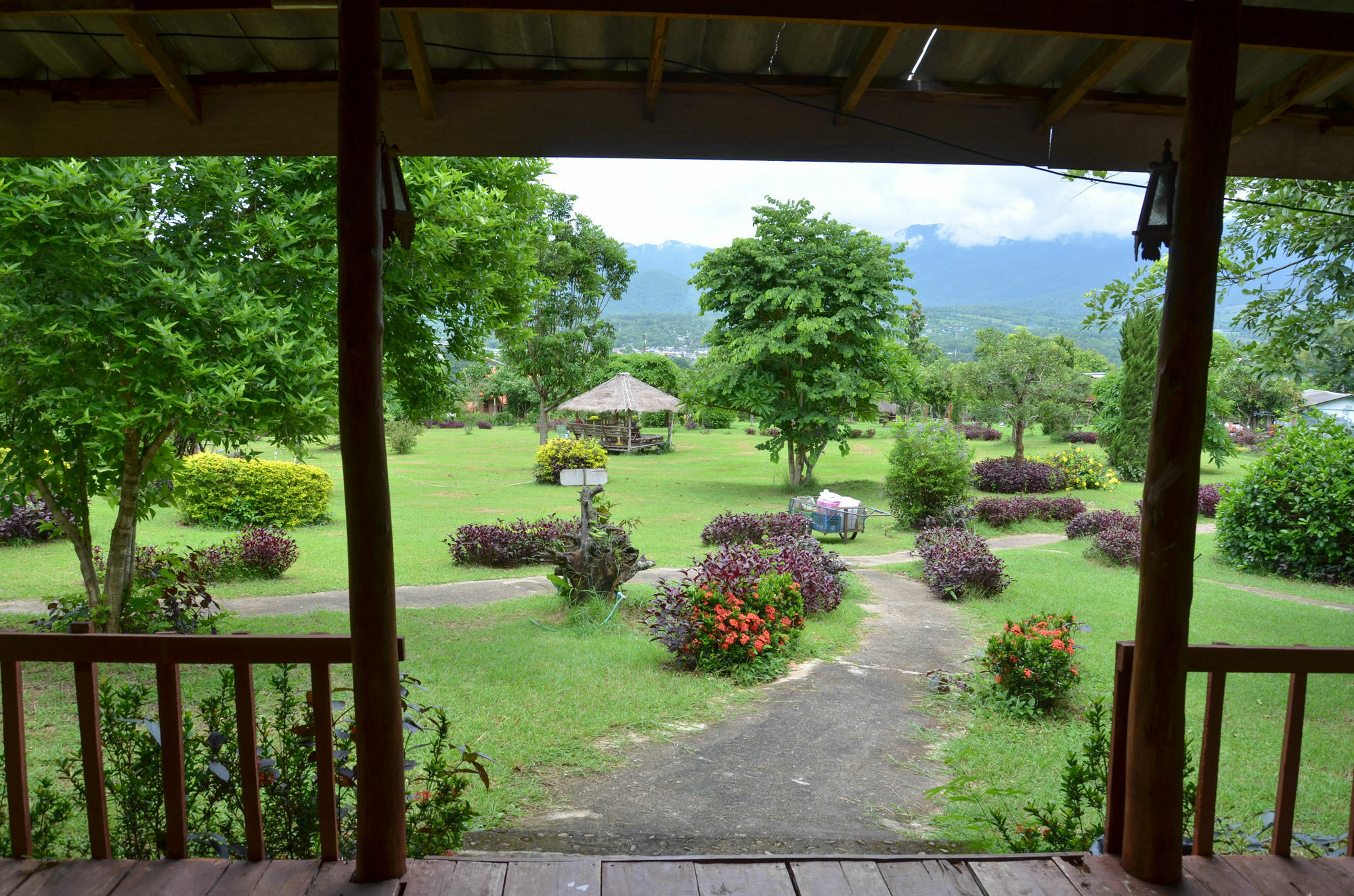 Romantic Time Mountain Resort Pai Buitenkant foto